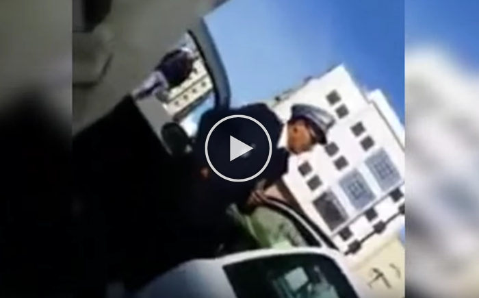 صورة بالفيديو: عميد شرطة يسب الدين وينعت مواطنا بـ”الكلب” و”الحمار” بالفنيدق