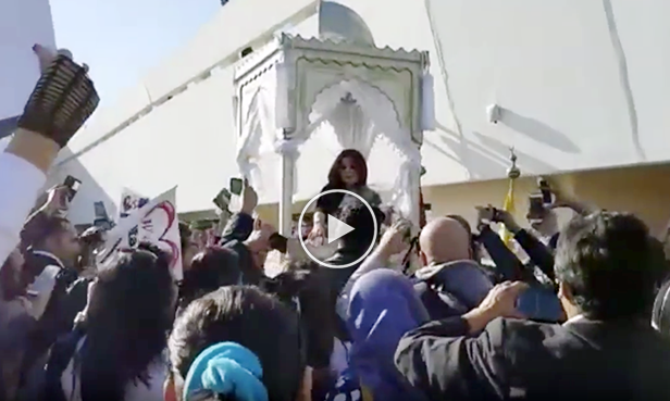 صورة بالفيديو.. هيفاء وهبي تستقبل بالعمارية بمطار الدار البيضاء