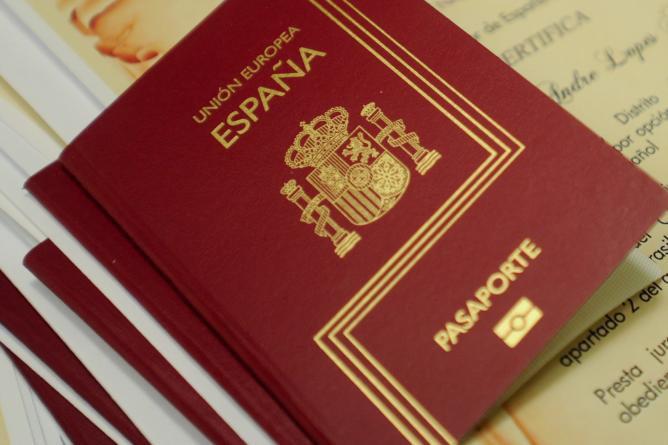 صورة أزيد من 24 ألف من أصل مغربي حصلوا على الجنسية الاسبانية سنة 2015