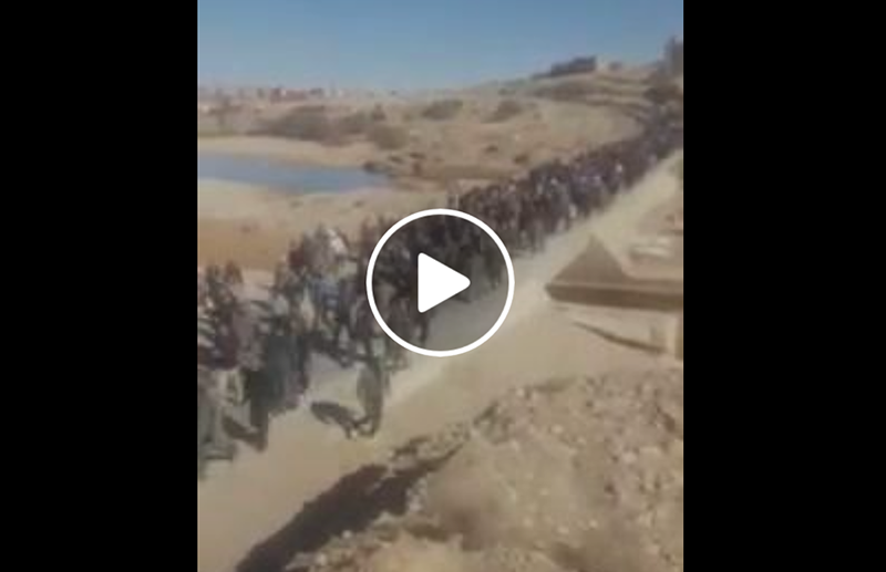 صورة بالفيديو.. المسيرة التي قامت بها ساكنة أوطاط الحاج احتجاجا على الوضع الصحي